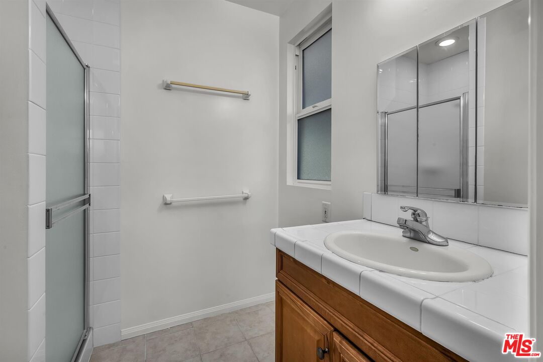 MLS #25604675 image #10