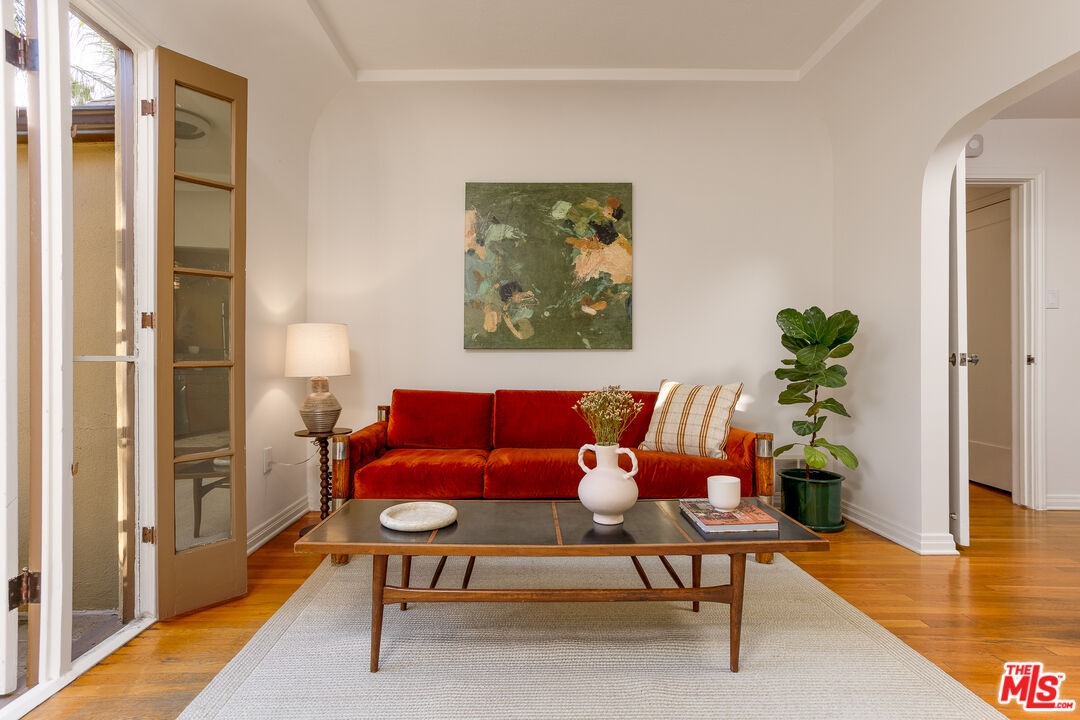 MLS #25604995 image #16