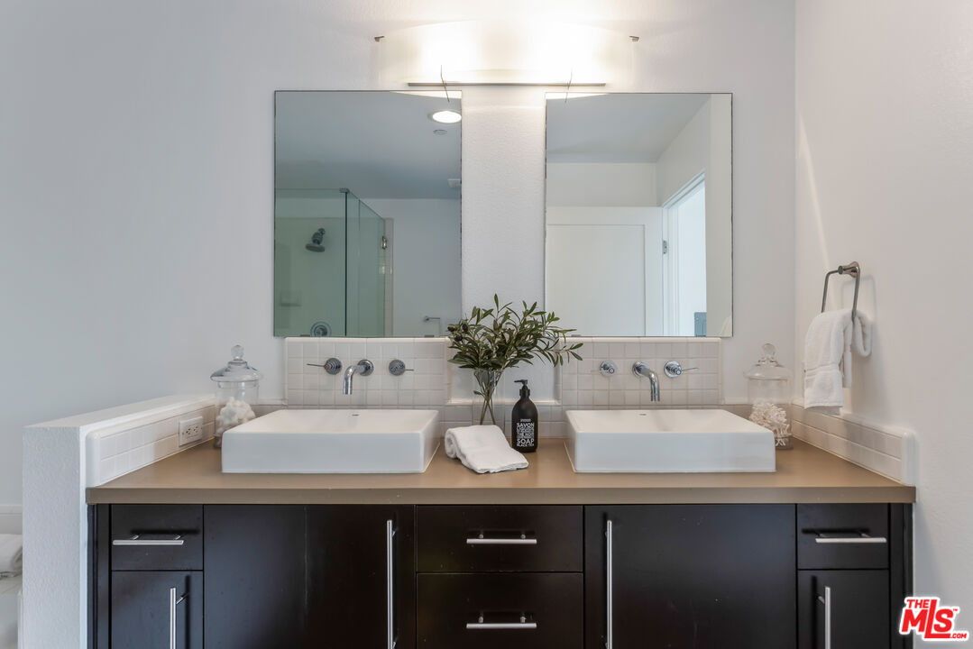 MLS #25605271 image #19