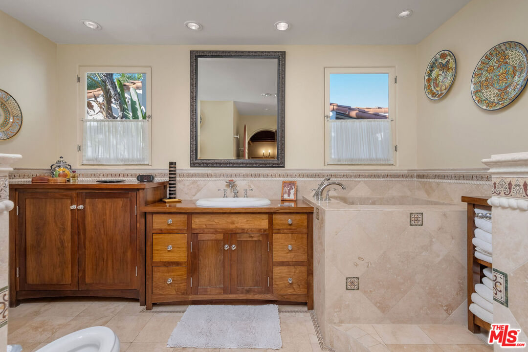 MLS #25605829 image #34