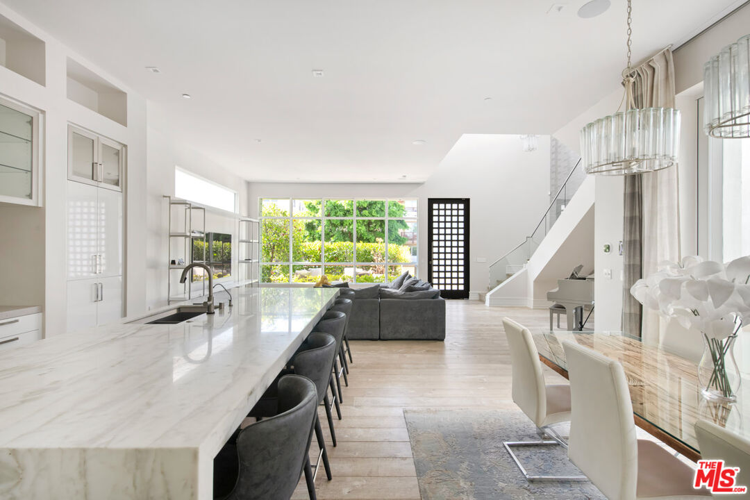 MLS #25605897 image #9