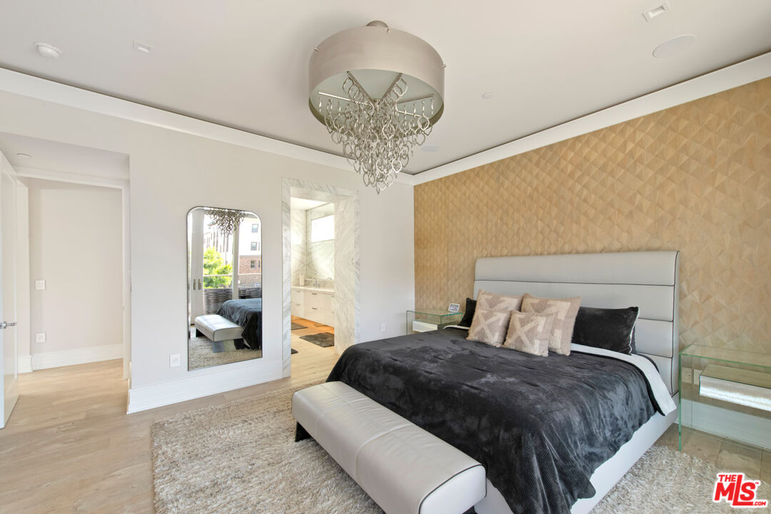 MLS #25605897 image #24