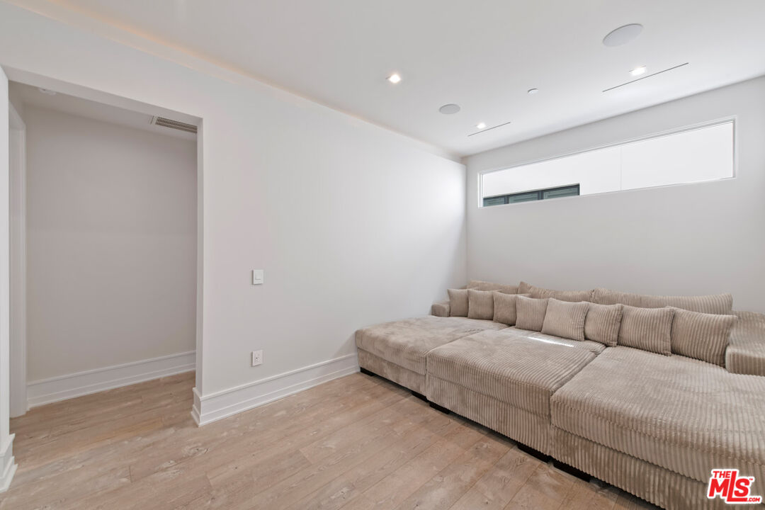 MLS #25605897 image #30