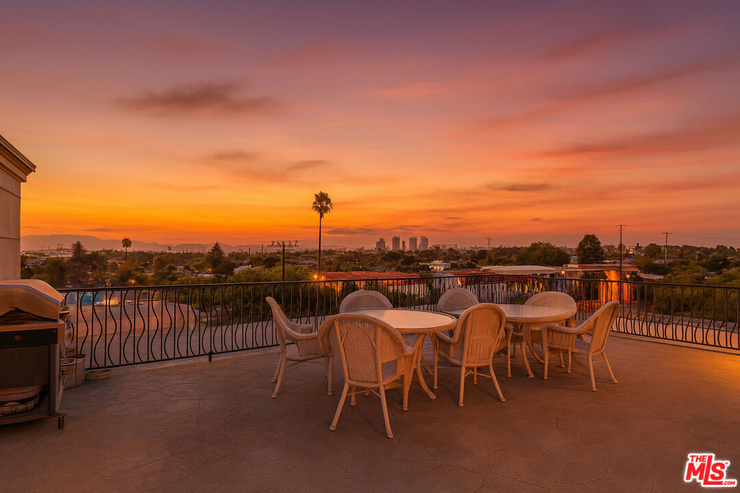 MLS #25606351 image #17