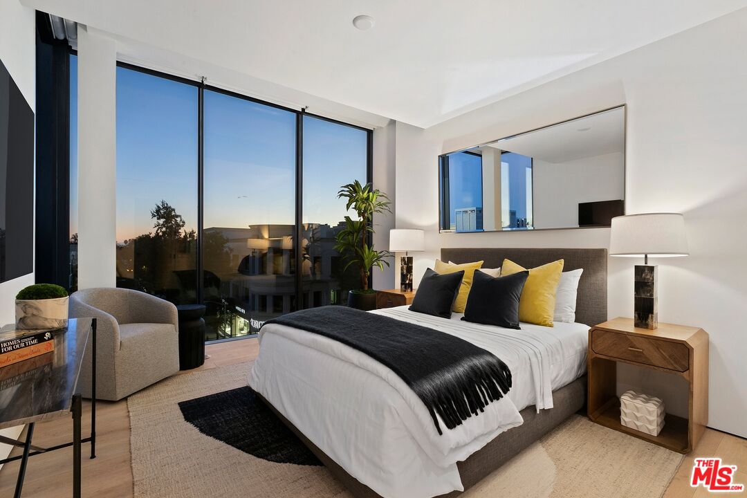 MLS #25606581 image #20