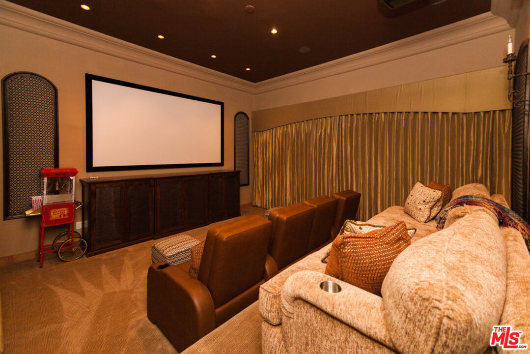 MLS #25606691 image #21