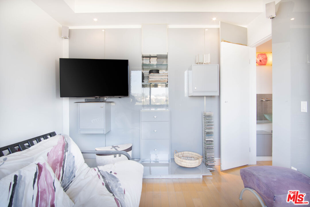 MLS #25607707 image #23