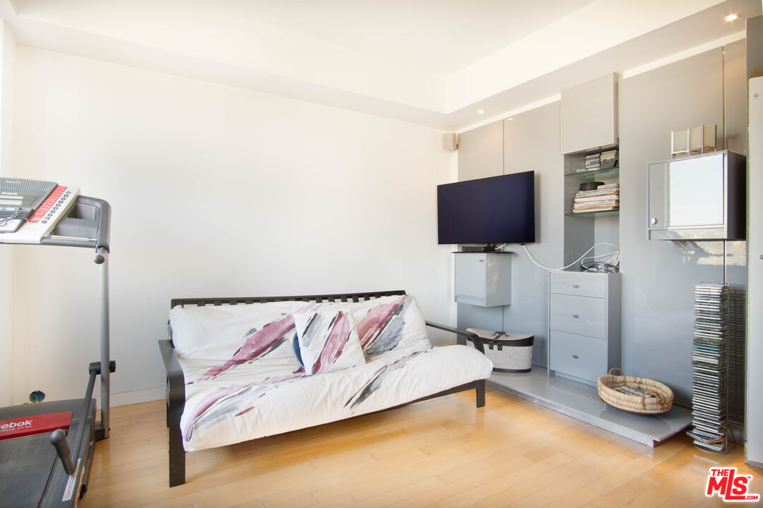 MLS #25607707 image #24