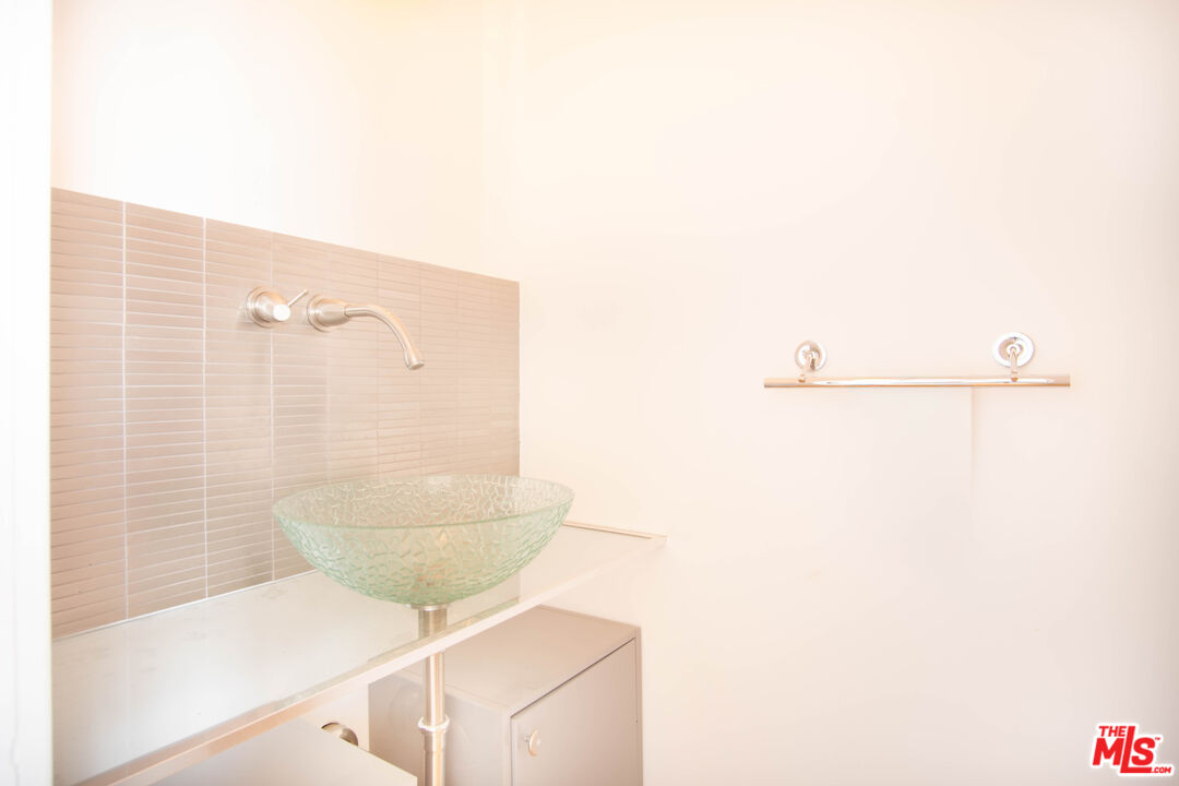 MLS #25607707 image #25