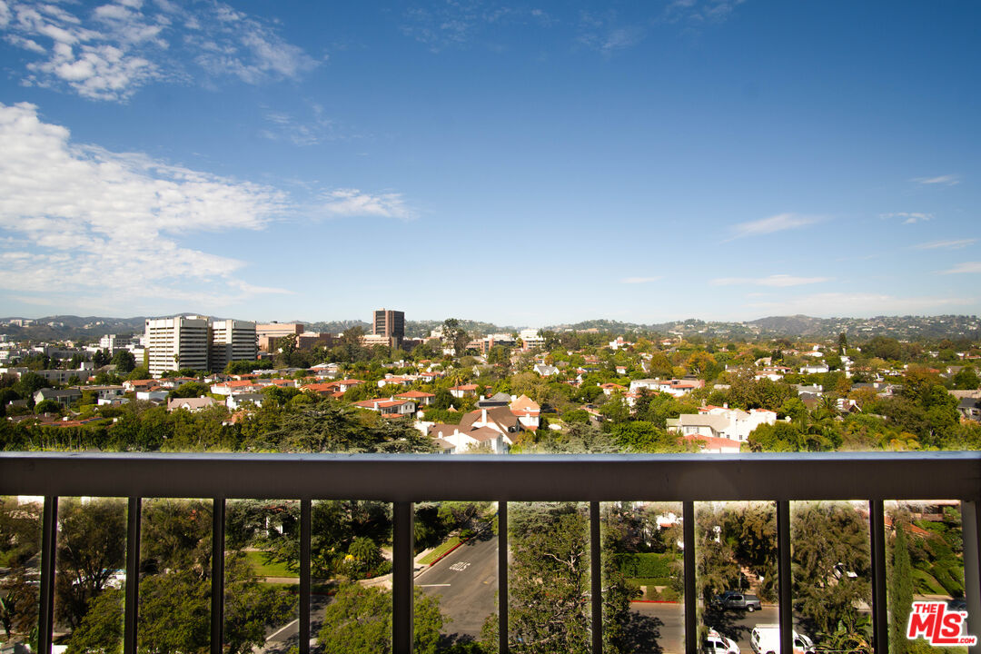 MLS #25607707 image #2