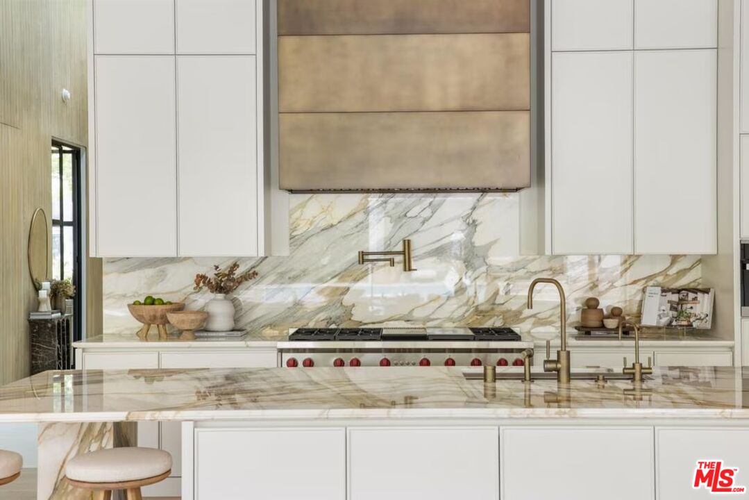 MLS #25608503 image #11