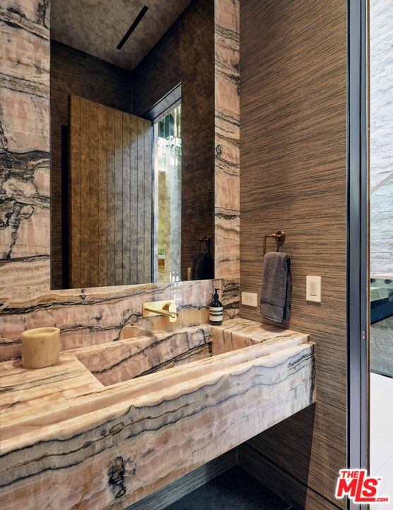 MLS #25608503 image #22