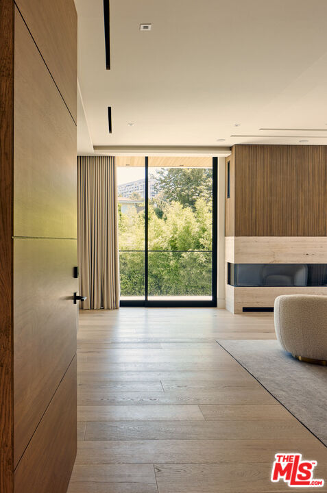 MLS #25608503 image #23