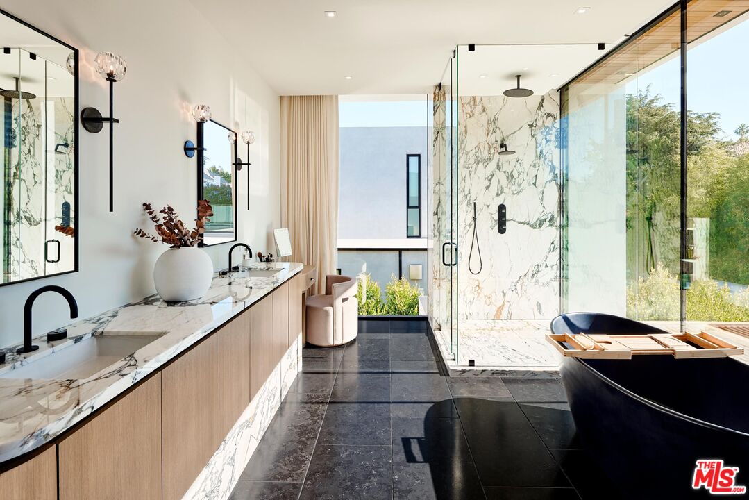 MLS #25608503 image #27