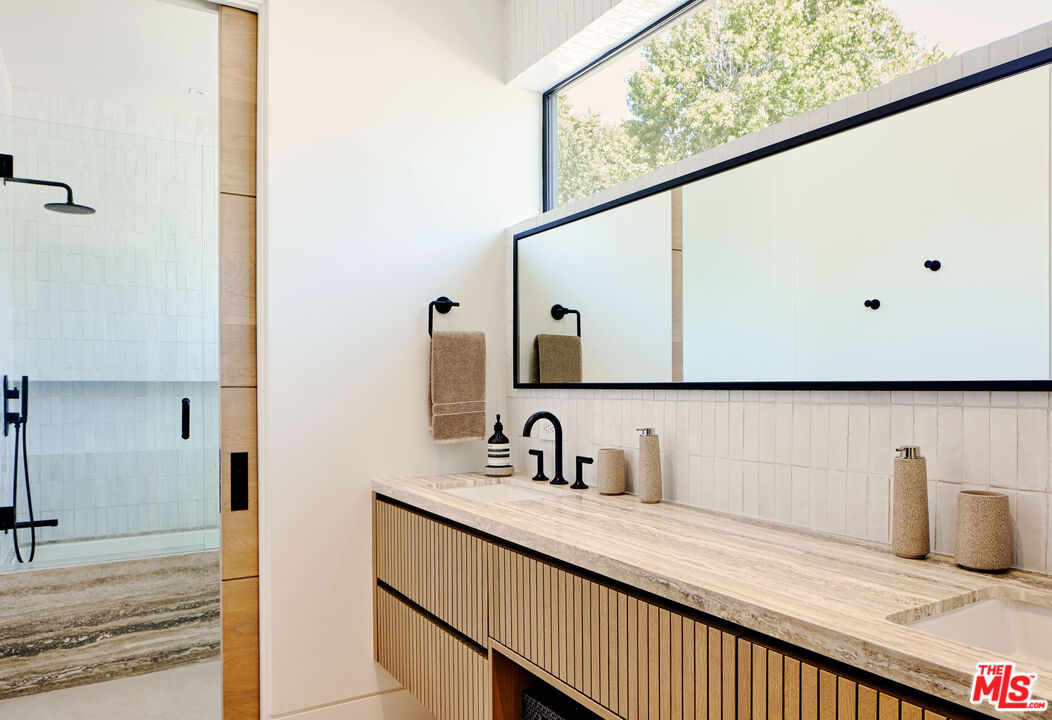 MLS #25608503 image #51