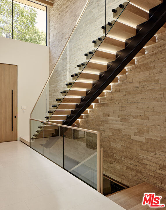 MLS #25608503 image #6