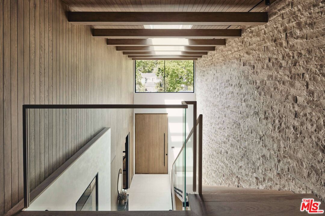 MLS #25608503 image #8