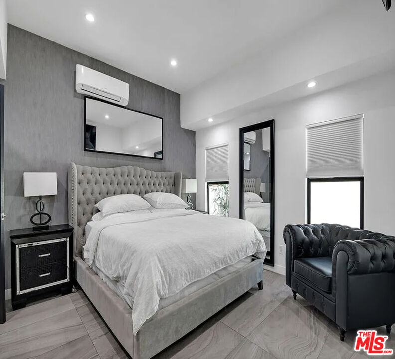 MLS #25608643 image #20