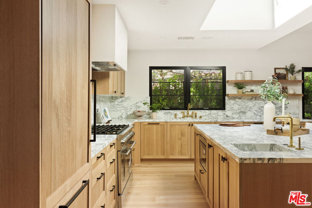 MLS #25608663 image #7