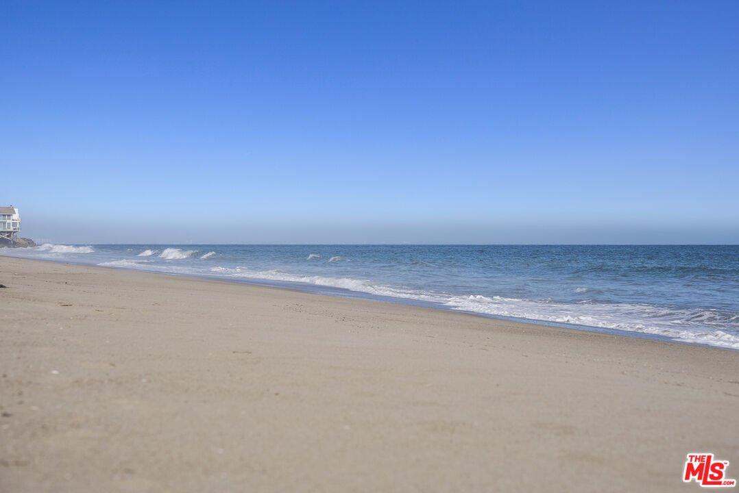 MLS #25608673 image #0