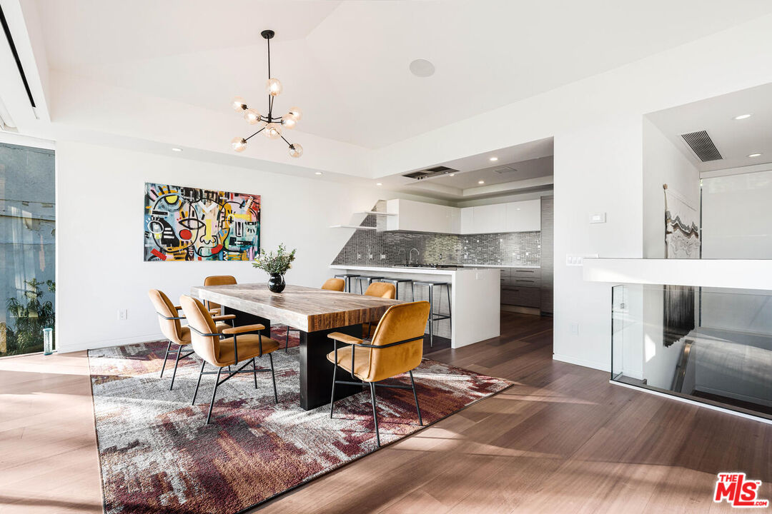 MLS #25608803 image #13