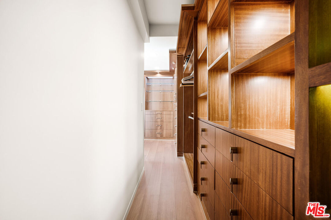 MLS #25608803 image #26