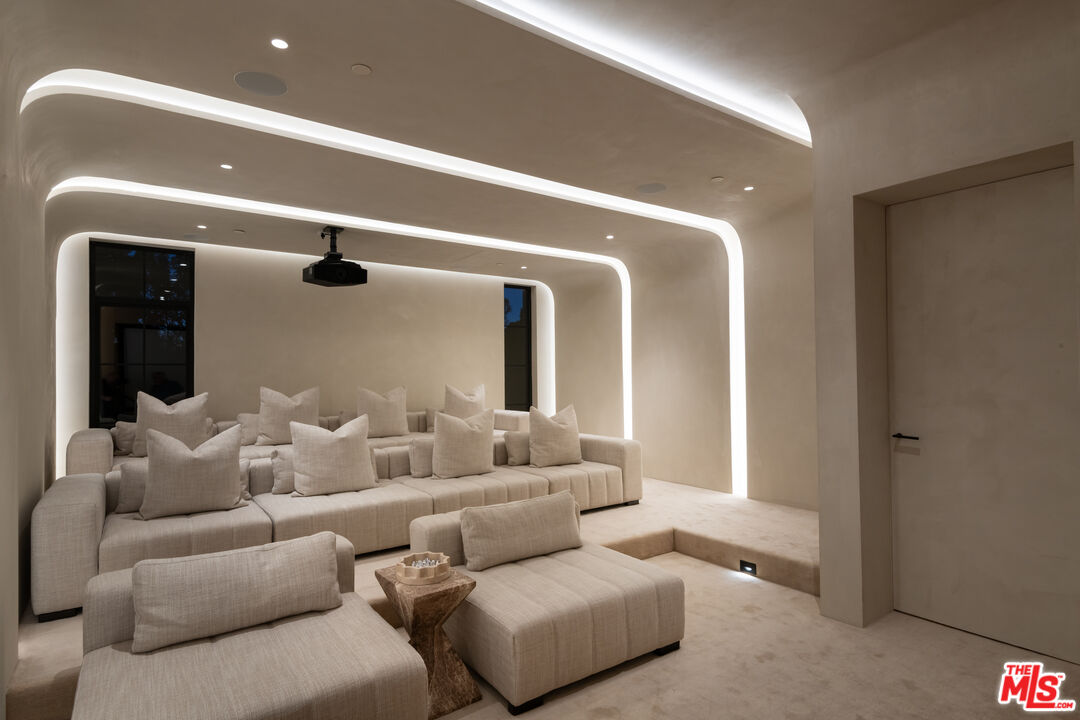 MLS #25608931 image #16