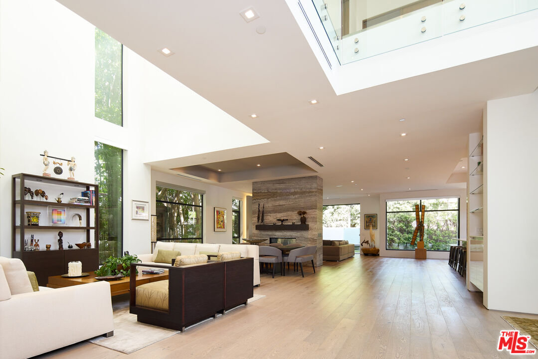 MLS #25609215 image #10