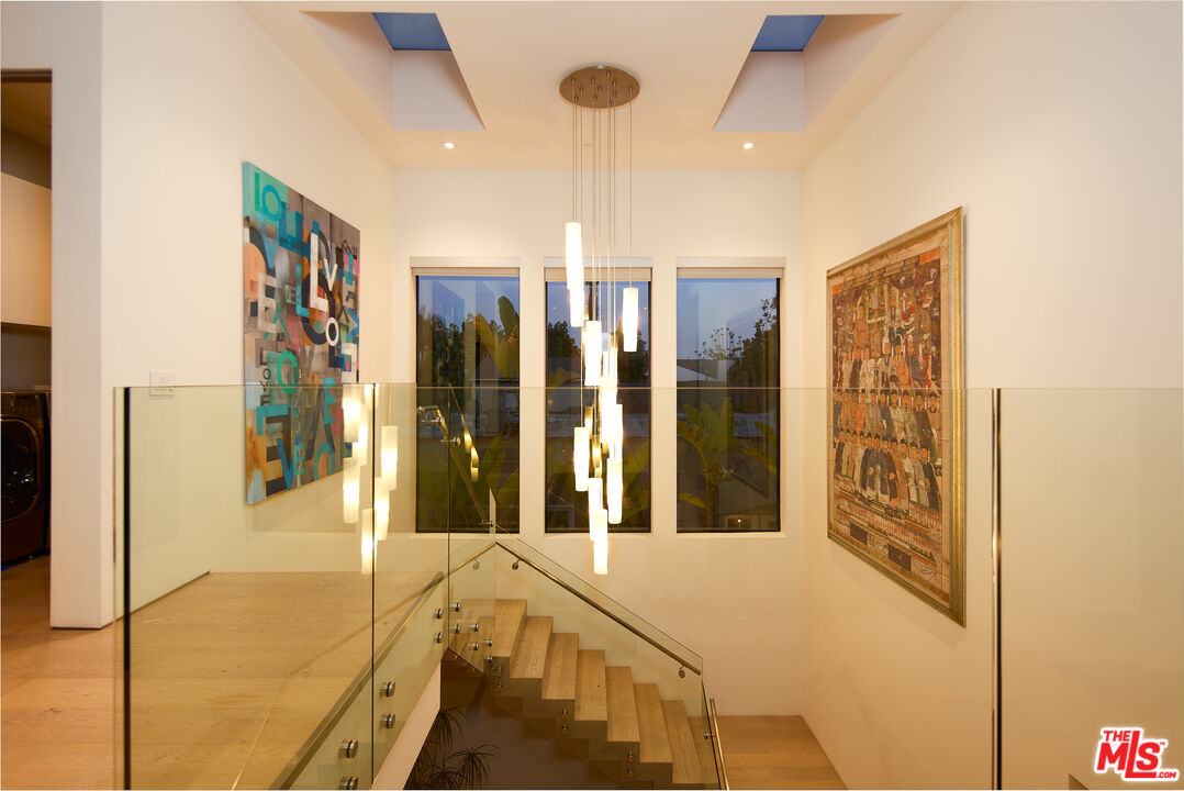 MLS #25609215 image #33