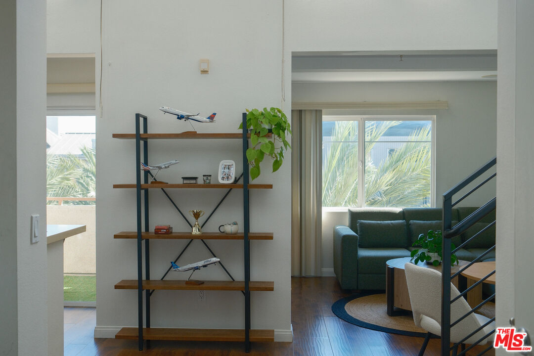 MLS #25609235 image #1