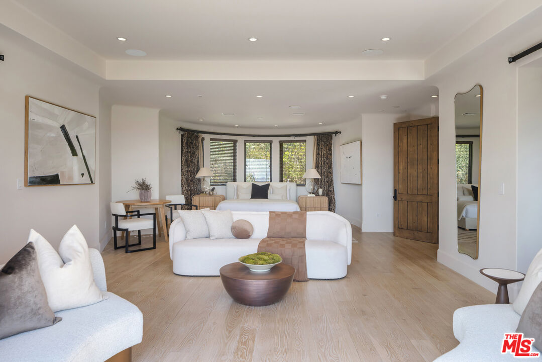 MLS #25609789 image #19