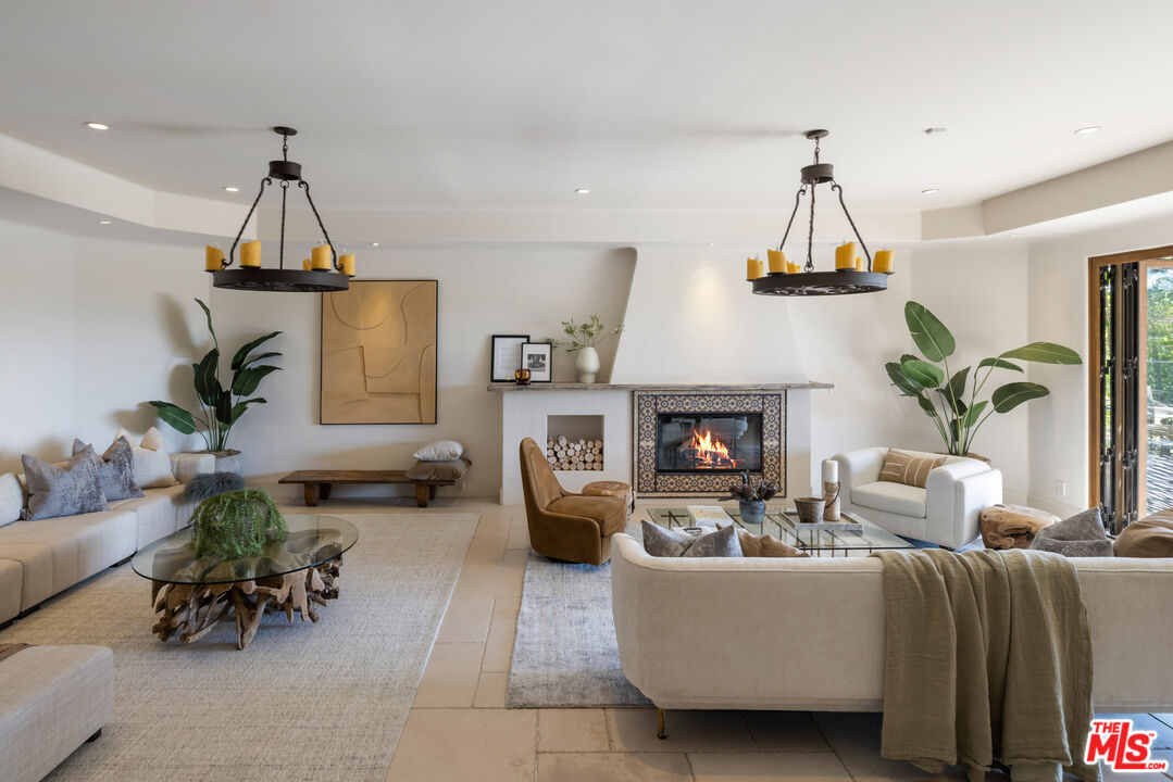 MLS #25609789 image #8