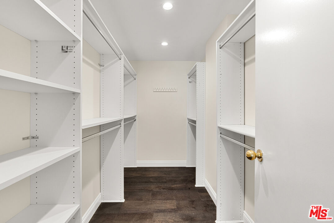 MLS #25609807 image #13