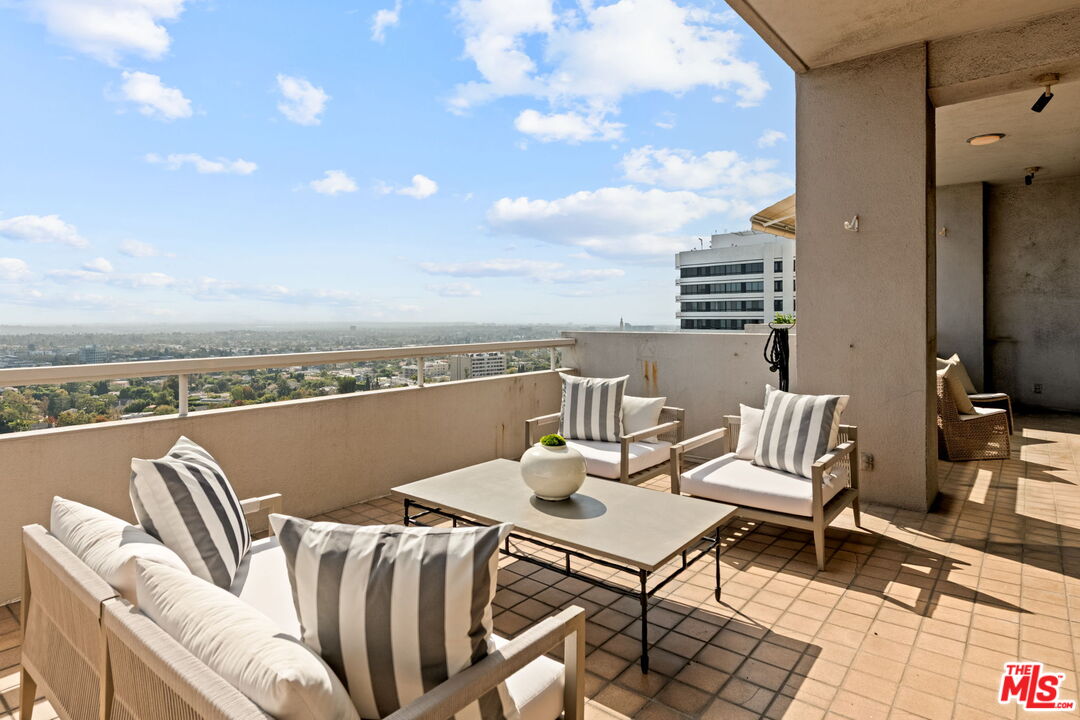 MLS #25609893 image #12