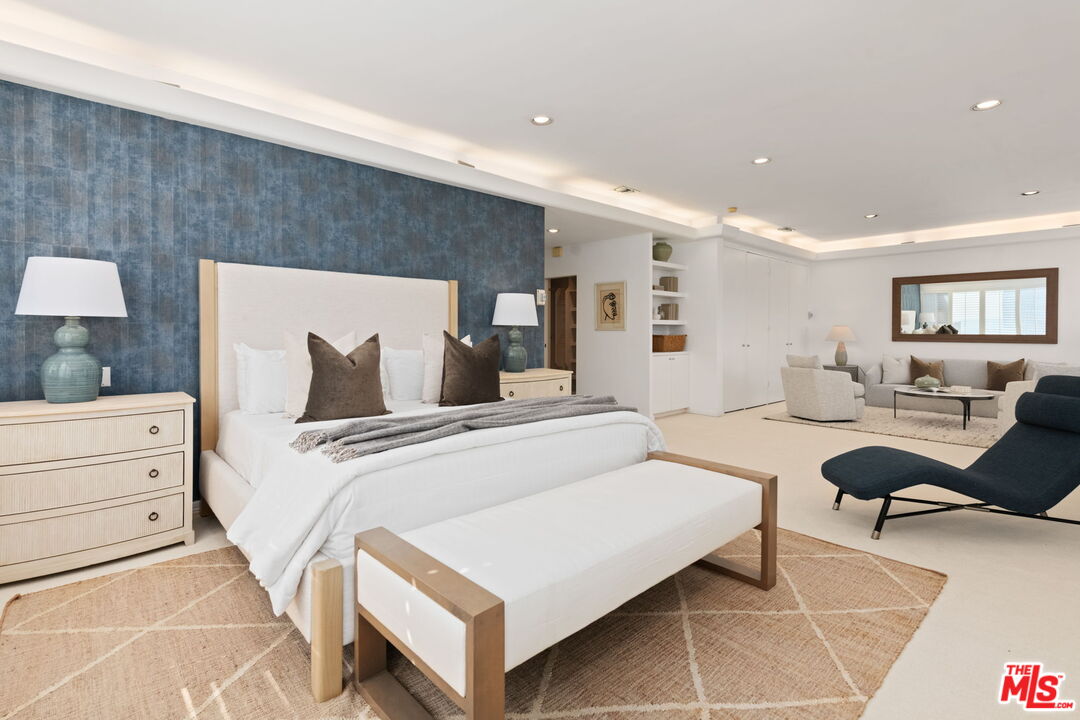 MLS #25609893 image #19