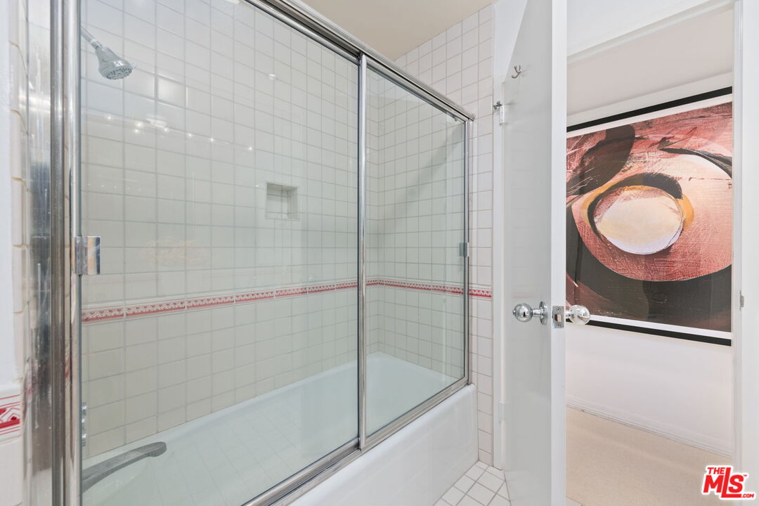 MLS #25609893 image #37