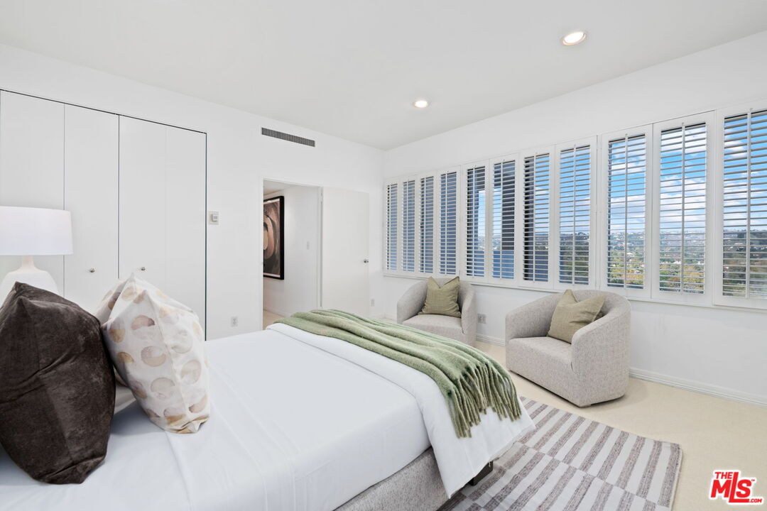 MLS #25609893 image #40