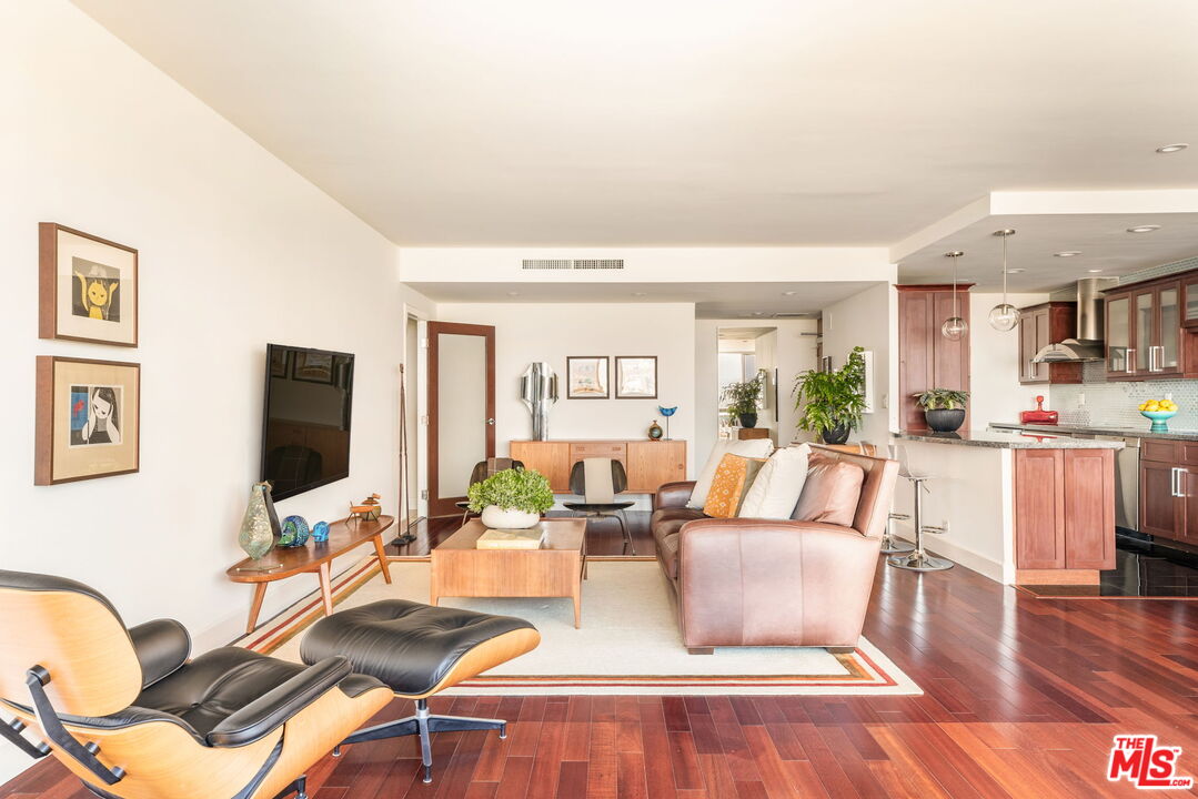 MLS #25609903 image #4