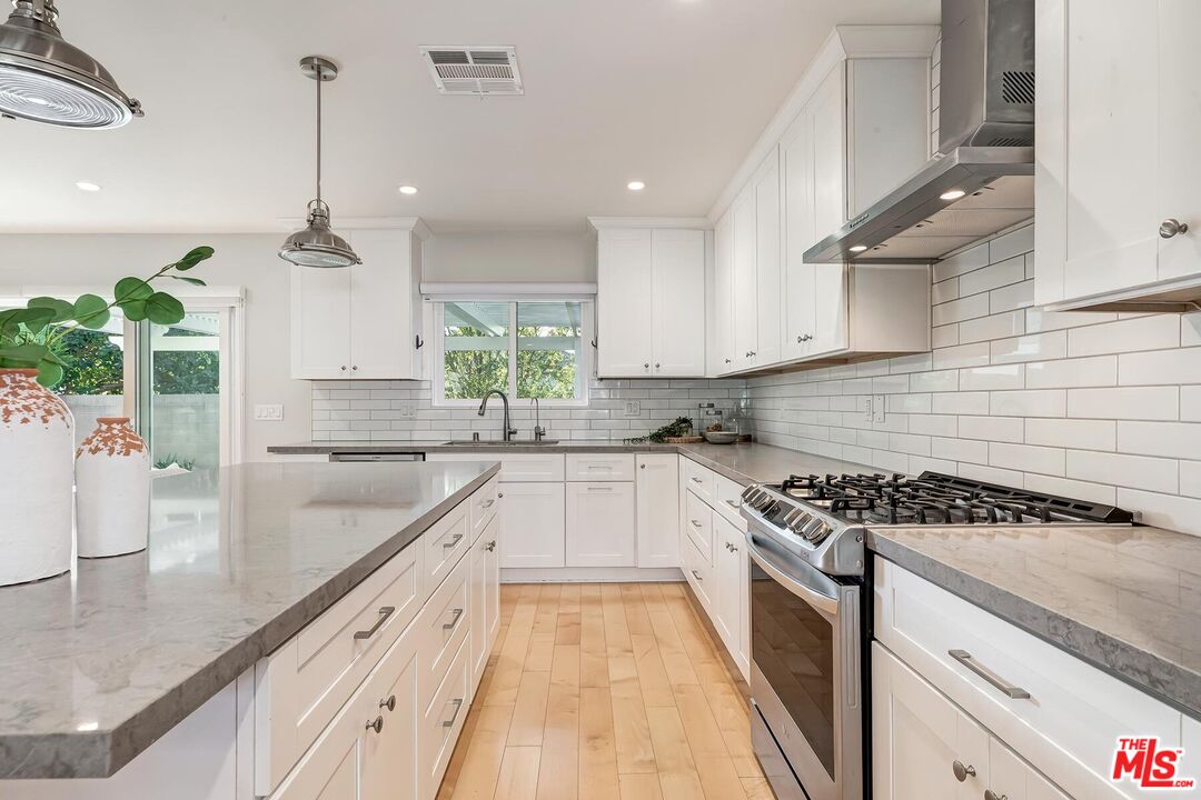 MLS #25609931 image #12