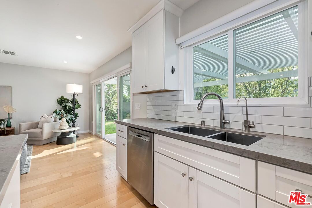 MLS #25609931 image #17