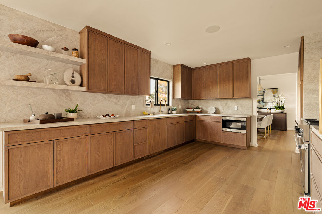 MLS #25610099 image #3