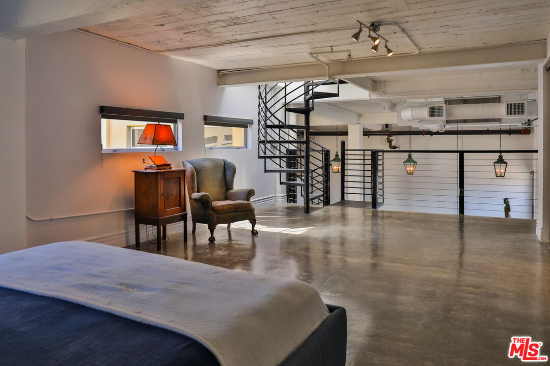 MLS #25610253 image #23