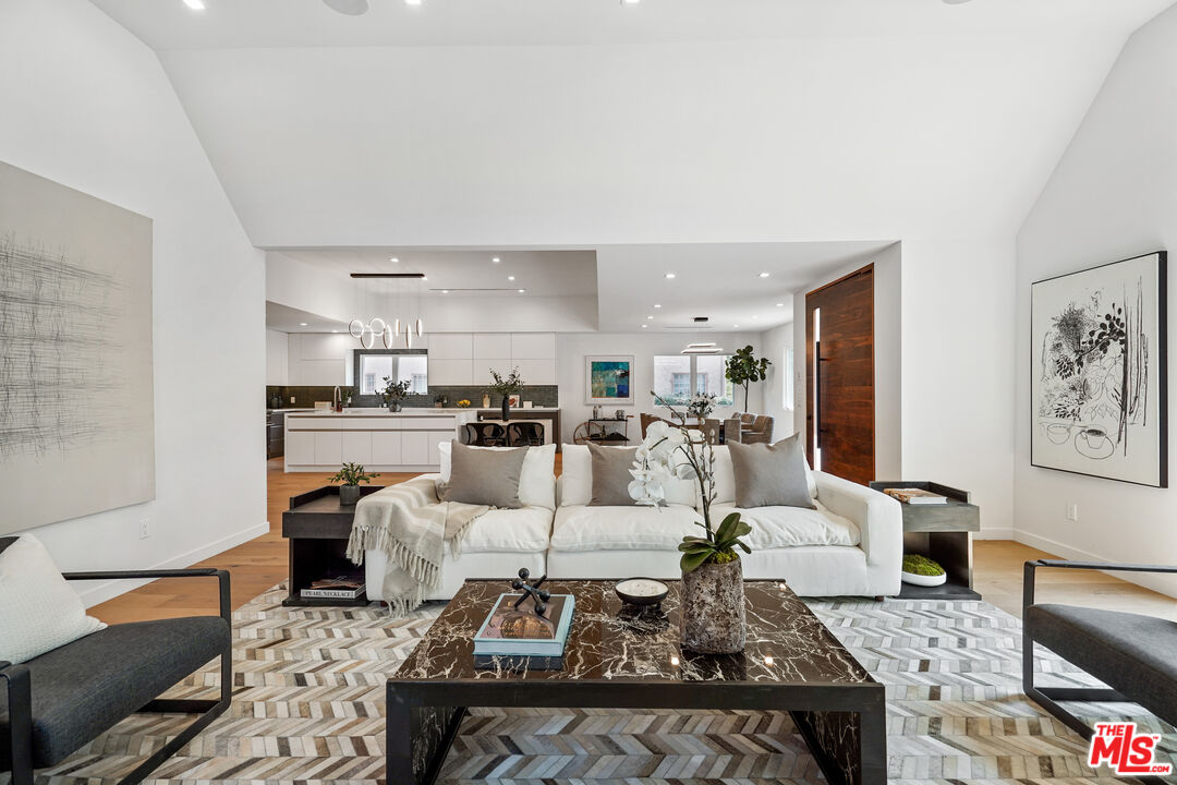 MLS #25610391 image #9