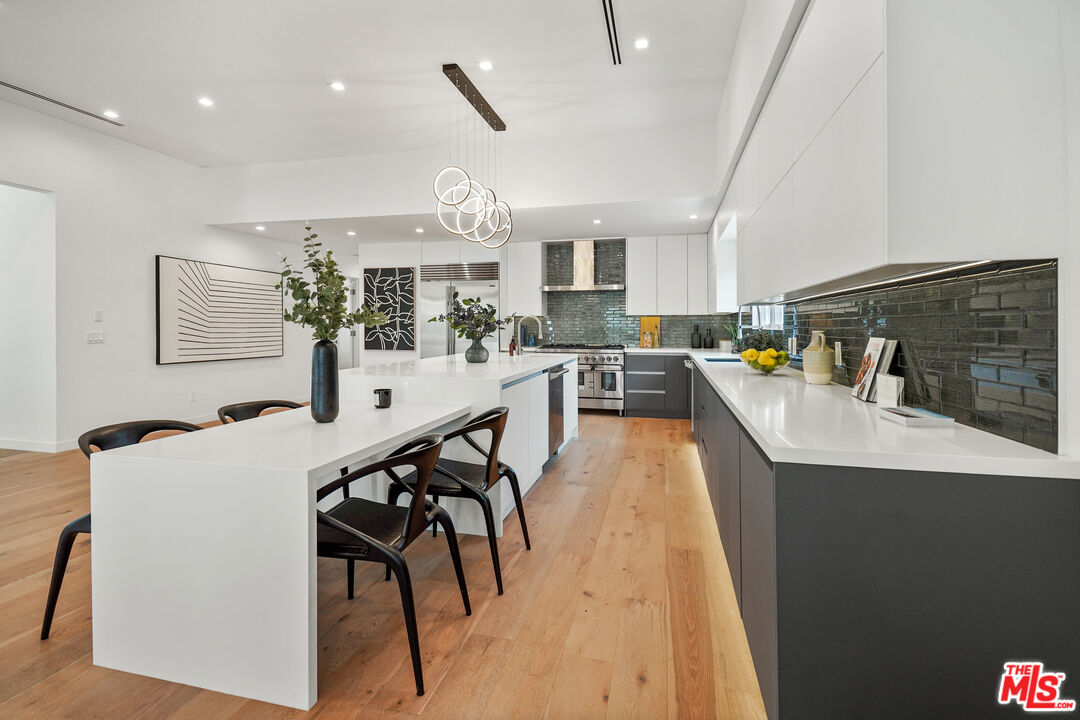 MLS #25610391 image #5