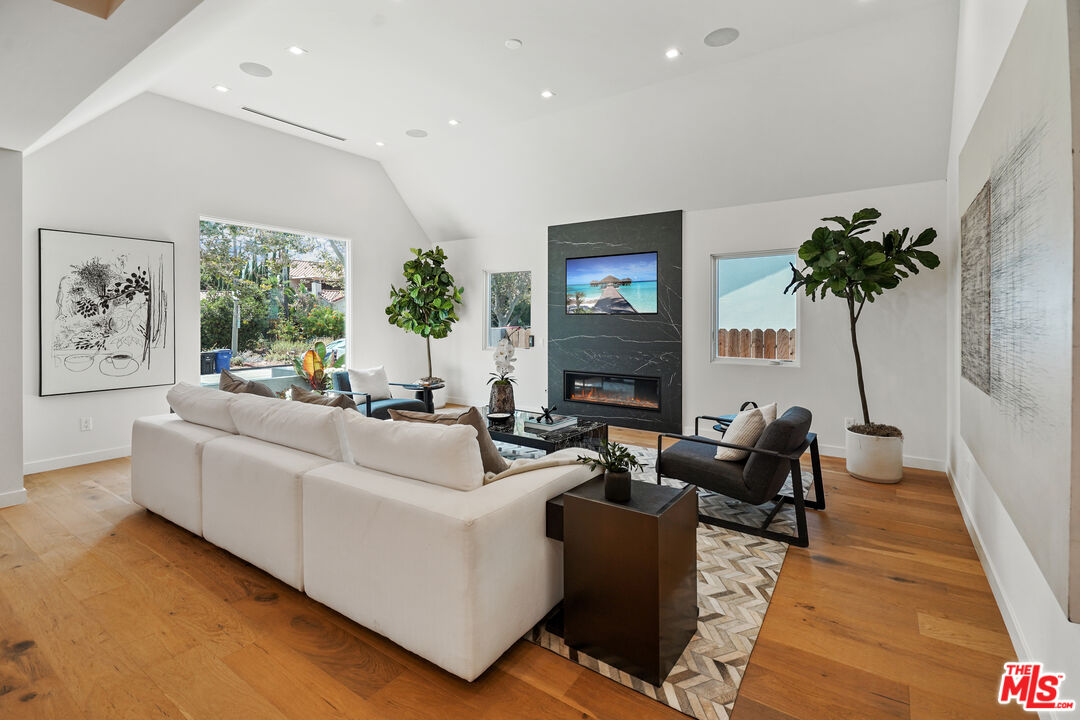 MLS #25610391 image #6