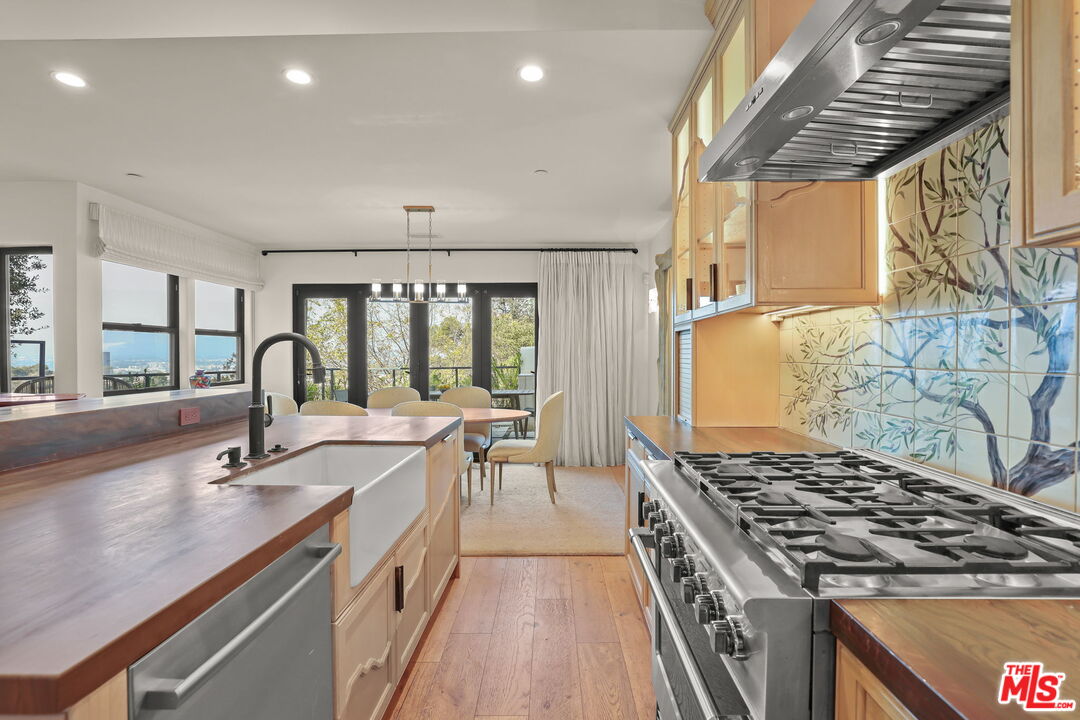 MLS #25610993 image #12