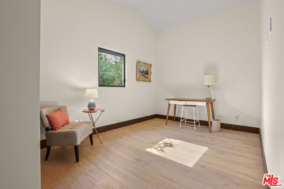 MLS #25610993 image #25