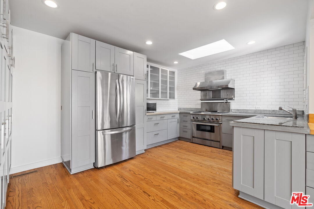 MLS #25611121 image #13