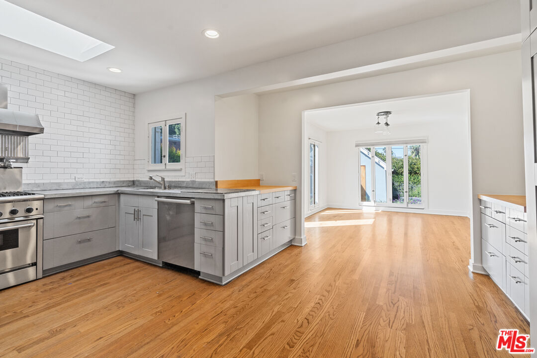 MLS #25611121 image #14