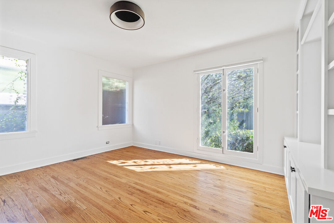 MLS #25611121 image #17